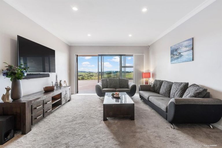 Photo of property in 719 Redoubt Road, Flat Bush, Auckland, 2019