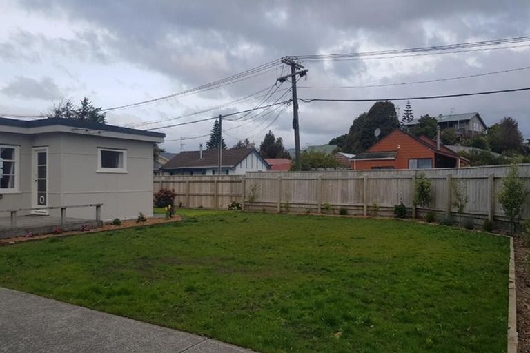 Photo of property in 43 Martin Road, Paraparaumu Beach, Paraparaumu, 5032