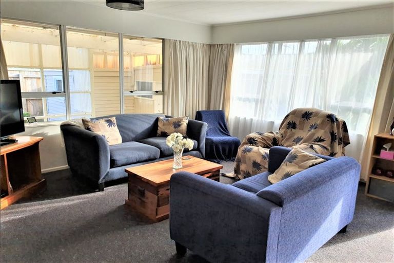 Photo of property in 3/17 Oak Street, Ebdentown, Upper Hutt, 5018