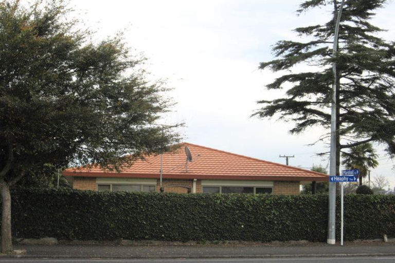 Photo of property in 1037 Heaphy Terrace, Fairfield, Hamilton, 3214