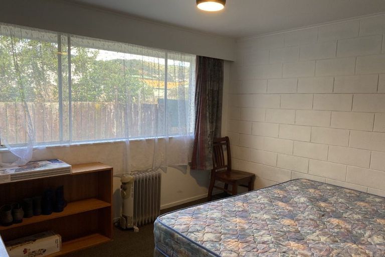 Photo of property in 6/10 Rawson Street, Tawa, Wellington, 5028