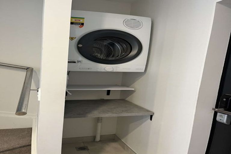 Photo of property in 130d Tiriwa Drive, Massey, Auckland, 0614