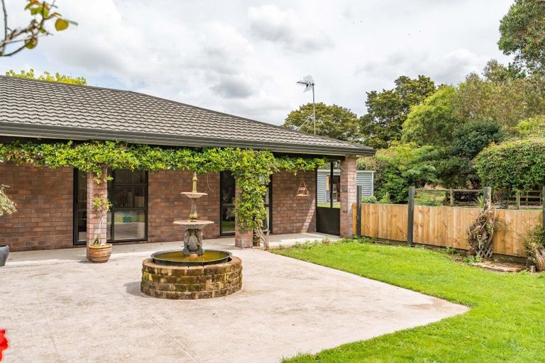 Photo of property in 71 Railway Road, Dalefield, Carterton, 5791