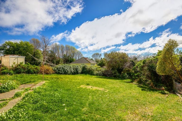 Photo of property in 71-73 Leicester Street, Cannons Creek, Porirua, 5024