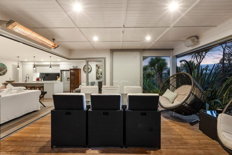 Photo of property in 36 Boocock Crescent, Orewa, 0931