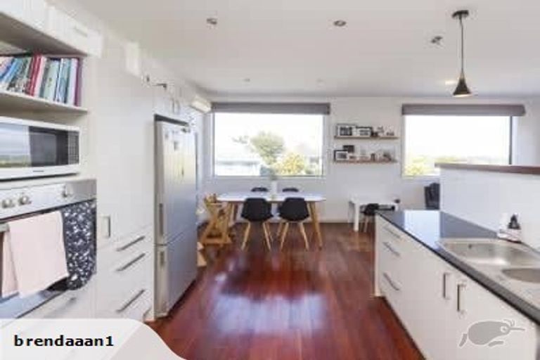 Photo of property in 24 Heatherlea Heights, Feilding, 4702