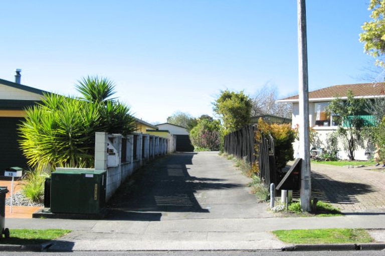 Photo of property in 17 James Cook Street, Havelock North, 4130
