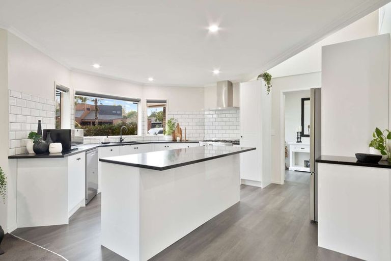 Photo of property in 4 Longwood Place, Harrowfield, Hamilton, 3210