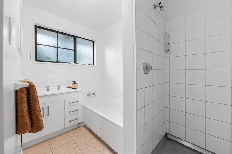 Photo of property in 2/17a Dalrye Place, Ilam, Christchurch, 8041