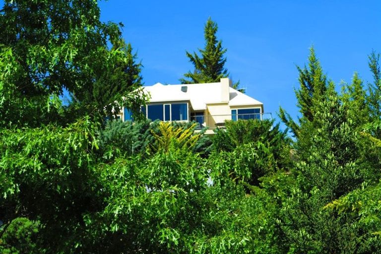 Photo of property in 22 Sutherland Road, Omarama, 9412