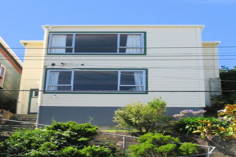Photo of property in 15 Hiropi Street, Newtown, Wellington, 6021