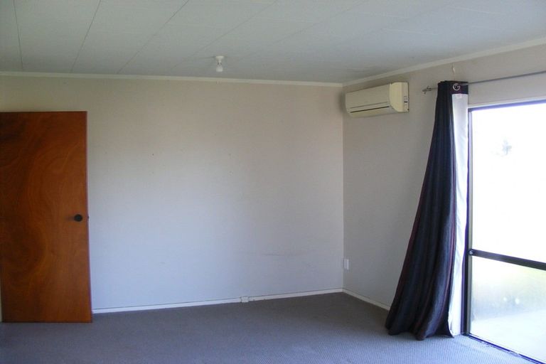 Photo of property in 45 Avenue Road, Foxton, 4814