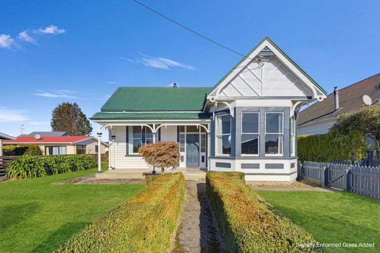 Photo of property in 22 Crombie Street, Gore, 9710