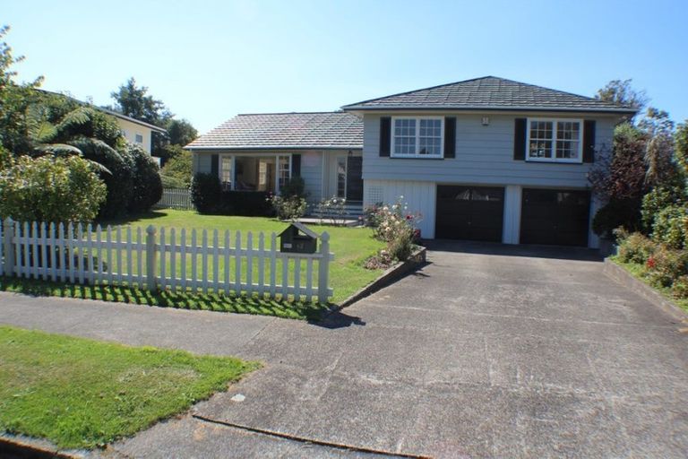 Photo of property in 42 Wai-iti Crescent, Woburn, Lower Hutt, 5010