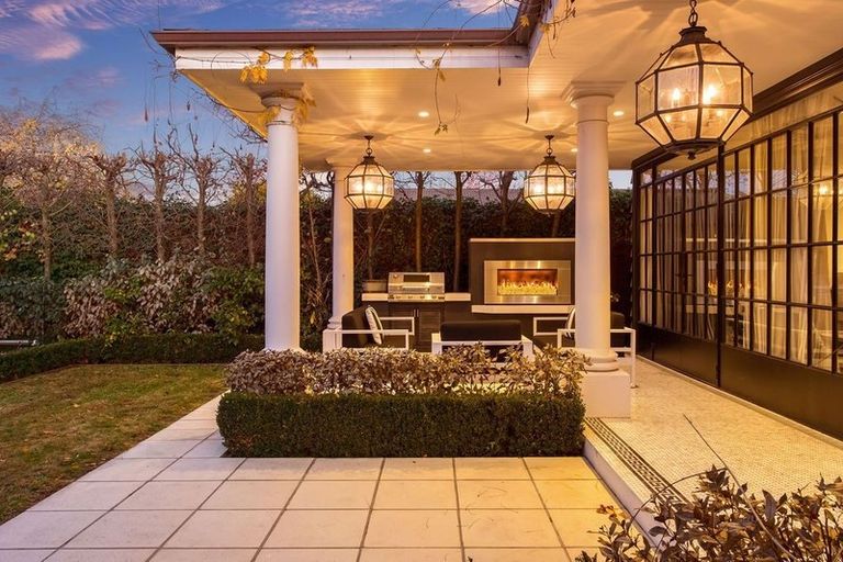 Photo of property in 370 Papanui Road, Strowan, Christchurch, 8052