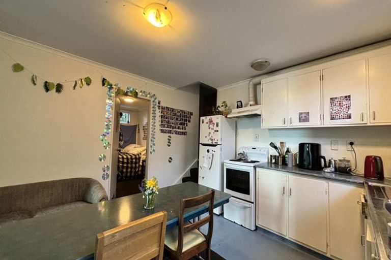 Photo of property in 6 Hanson Street, Mount Cook, Wellington, 6021