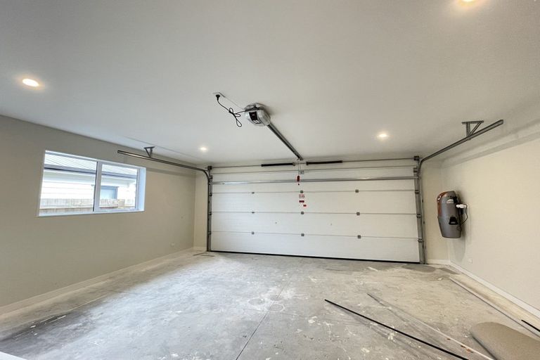 Photo of property in 12 Vintry Drive, Huapai, Kumeu, 0810