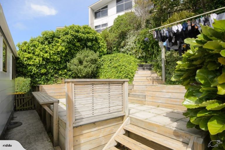 Photo of property in 124 Onslow Road, Khandallah, Wellington, 6035