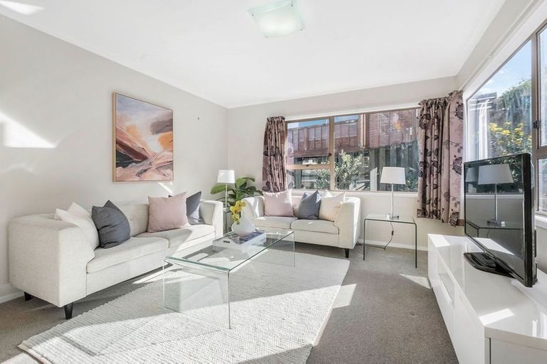 Photo of property in 2/49 Simon Ellice Drive, Bayview, Auckland, 0629