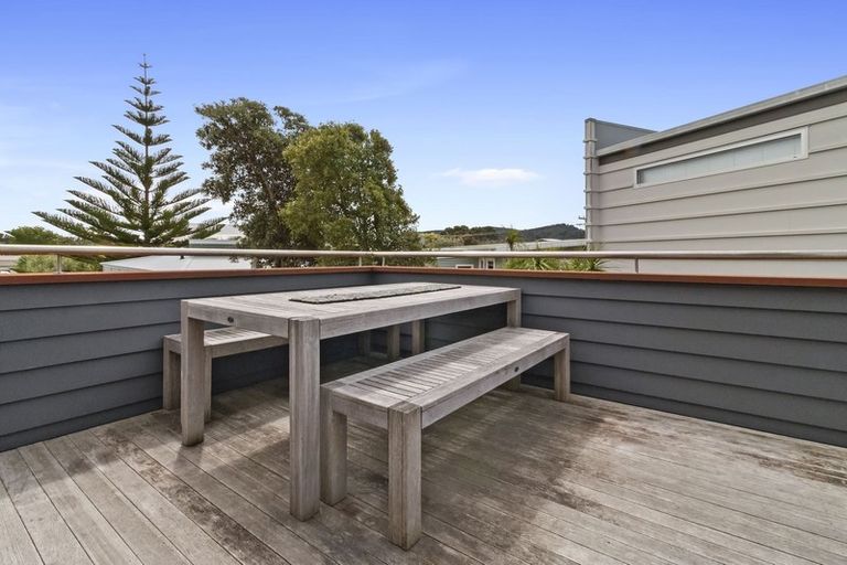 Photo of property in 316b Ocean Road, Whangamata, 3620