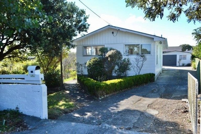 Photo of property in 2b Mahoe Street, Otaki Beach, Otaki, 5512