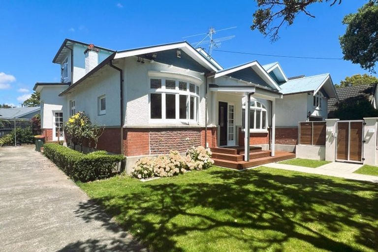 Photo of property in 36 Hinau Street, Woburn, Lower Hutt, 5011
