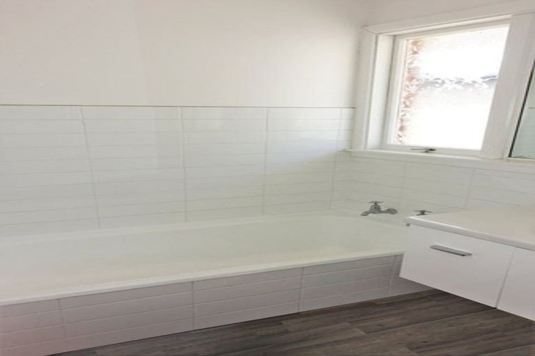 Photo of property in 5 Ketton Place, St Albans, Christchurch, 8052