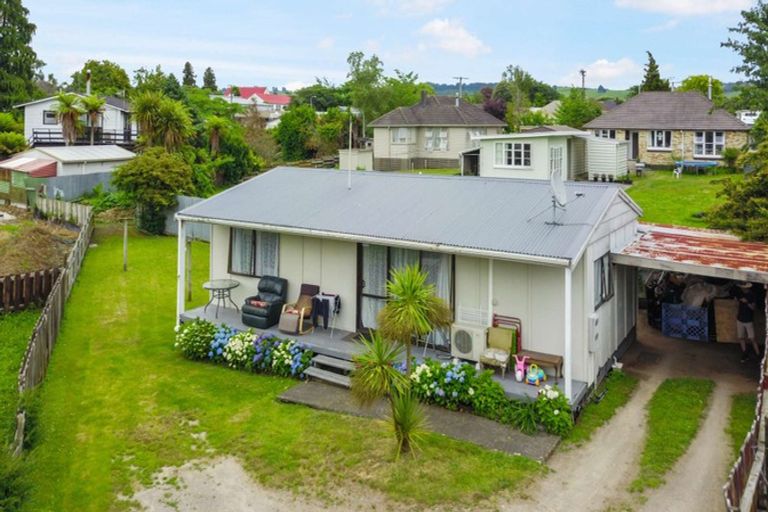 Photo of property in 20c Grayson Avenue, Mangakakahi, Rotorua, 3015