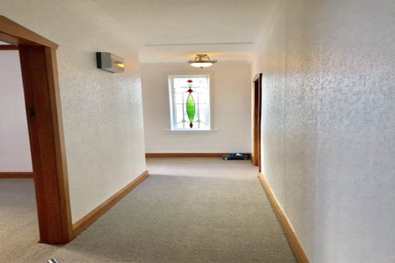 Photo of property in 67 Friend Street, Karori, Wellington, 6012