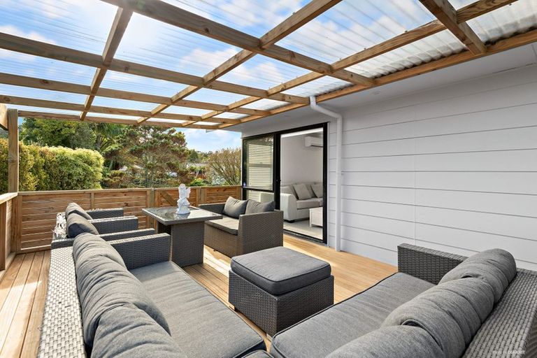 Photo of property in 7 Redlands Grove, Swanson, Auckland, 0612