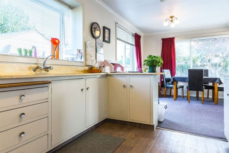 Photo of property in 16 Roberta Drive, Somerfield, Christchurch, 8024