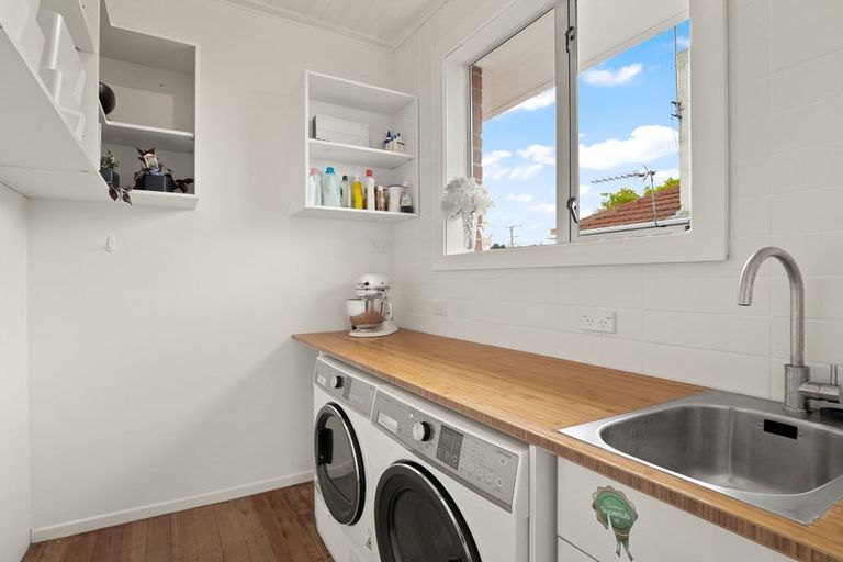 Photo of property in 10 Argyle Street, Mosgiel, 9024