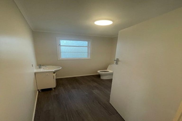 Photo of property in 29 Kahikatea Street, Inglewood, 4330