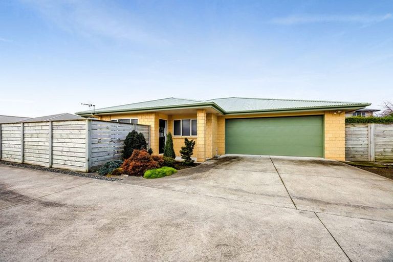 Photo of property in 14 Egmont Street, Hawera, 4610