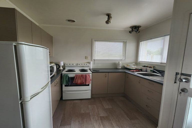 Photo of property in 38a Whiteacres Drive, Sunnyhills, Auckland, 2010