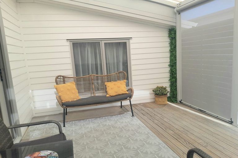 Photo of property in 11 Kamahi Crescent, Papamoa Beach, Papamoa, 3118