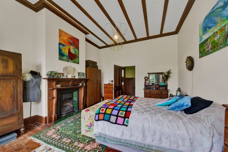 Photo of property in 64 Stanners Street, Eltham, 4322