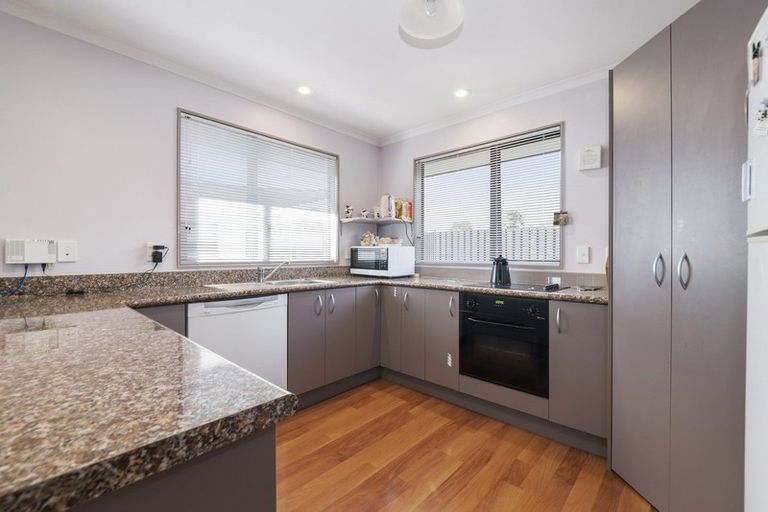 Photo of property in 4 Holdaway Street, Riversdale, Blenheim, 7201