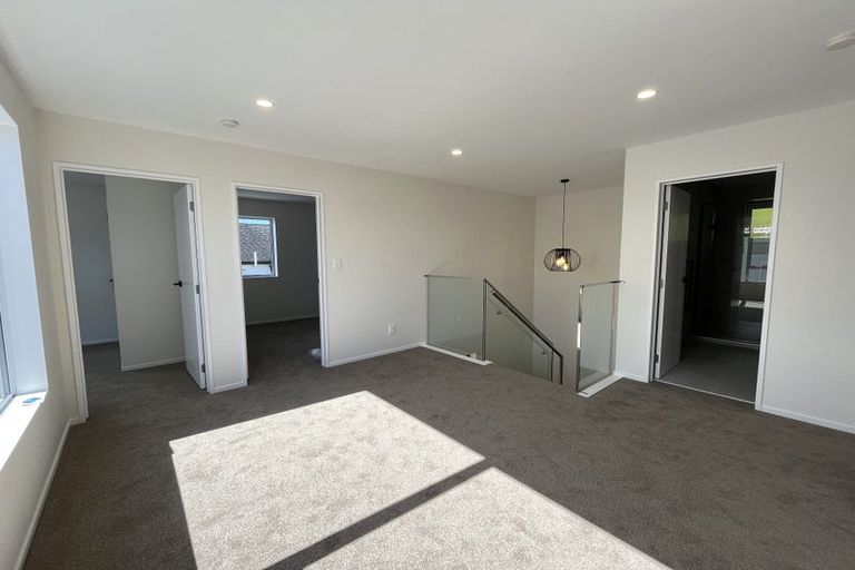 Photo of property in 82d Moore Street, Howick, Auckland, 2014