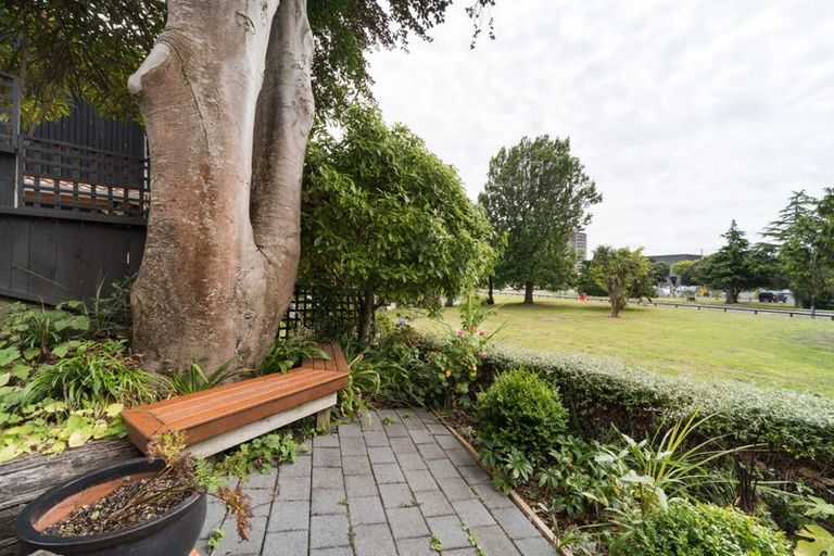 Photo of property in 117 Jickell Street, Hokowhitu, Palmerston North, 4410
