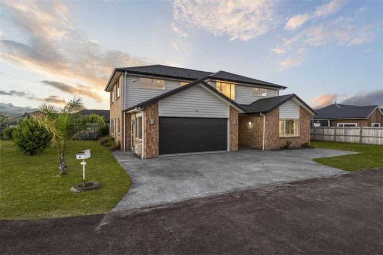 Photo of property in 4 Sophia Place, Karaka, Papakura, 2113