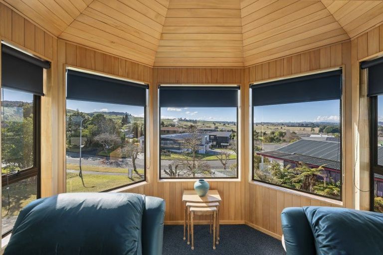 Photo of property in 13 Cherry Lane, Acacia Bay, Taupo, 3330
