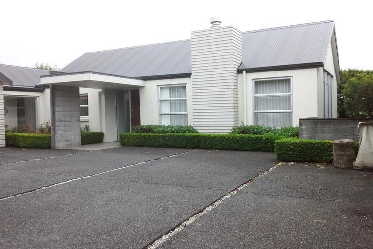 Photo of property in 32d Ainslee Street, Highlands Park, New Plymouth, 4312