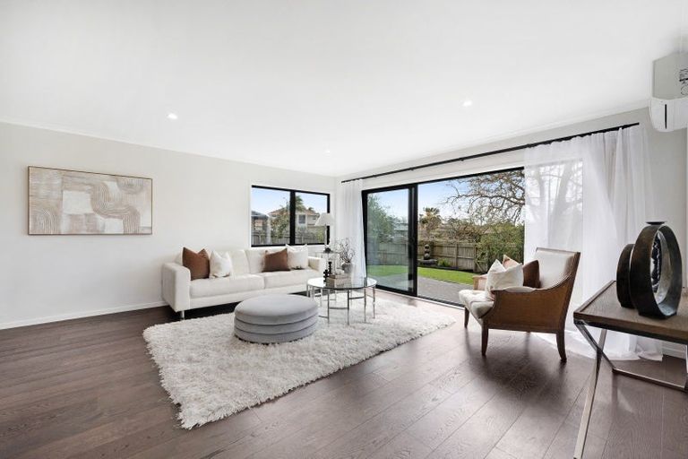 Photo of property in 6 Thirlmere Rise, Northpark, Auckland, 2013