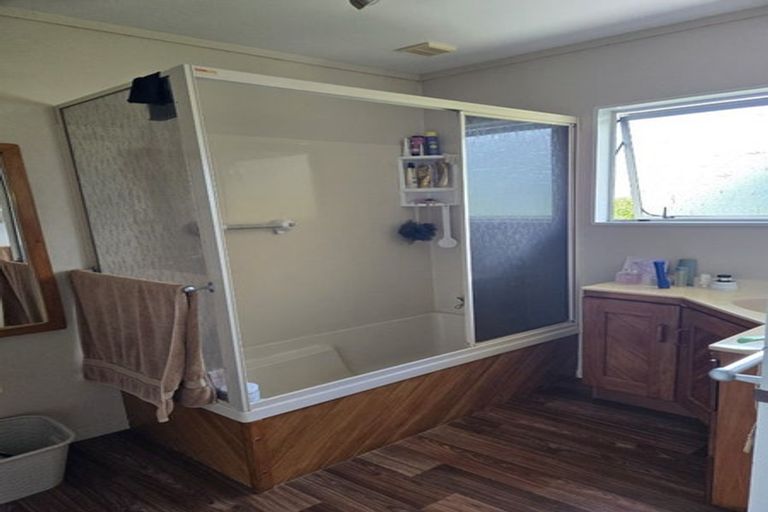 Photo of property in 266 Marsden Point Road, Ruakaka, 0116