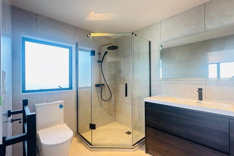 Photo of property in 14/25 Titoki Street, Te Atatu Peninsula, Auckland, 0610