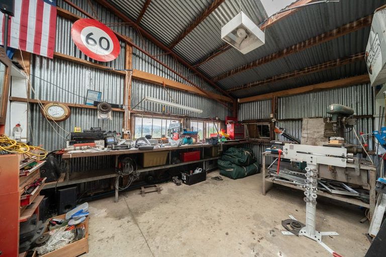 Photo of property in 133 Mangaroa Valley Road, Mangaroa, Upper Hutt, 5371