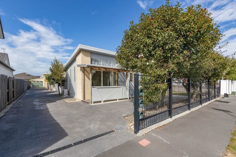 Photo of property in 3b Elizabeth Street, Riccarton, Christchurch, 8011