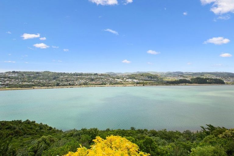 Photo of property in 39 Clipper Street, Titahi Bay, Porirua, 5022