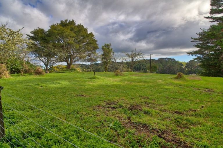 Photo of property in 22 Bonham Street, Pahi, Paparoa, 0571